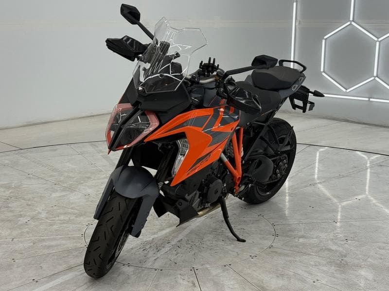 2023 KTM 1290 Super Duke GT