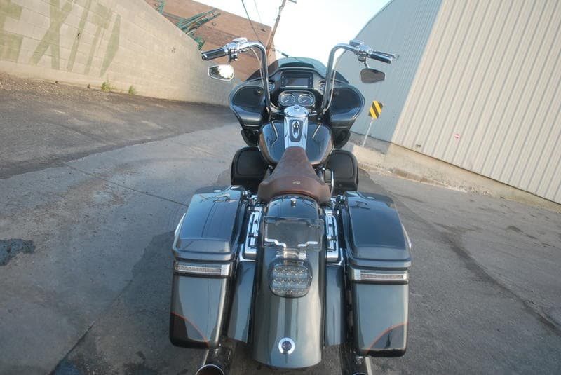 2016 Harley-Davidson FLTRUSE - CVO™ Road Glide Ultra®