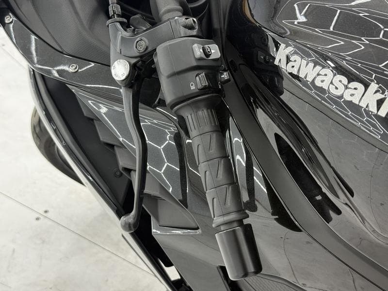 2024 Kawasaki Ninja® ZX™-4R ABS