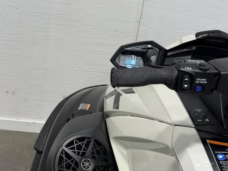 2026 Yamaha VX Cruiser® HO with Audio